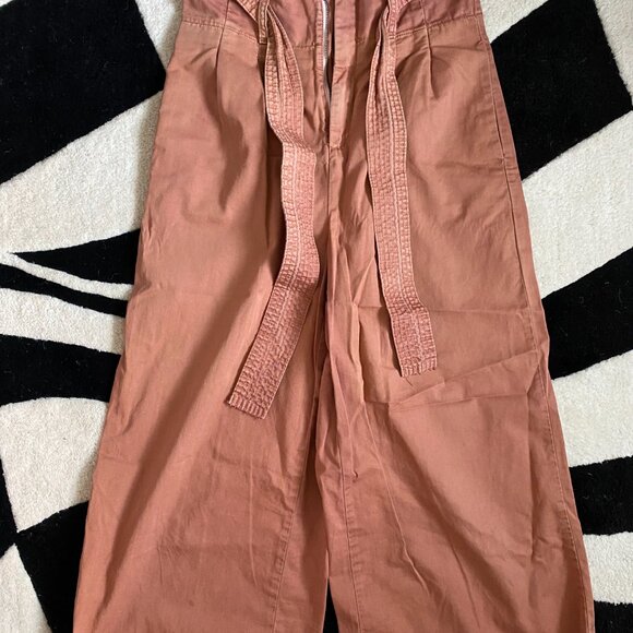 American Eagle high waist wide leg pants - Size 6 - Picture 2 of 5